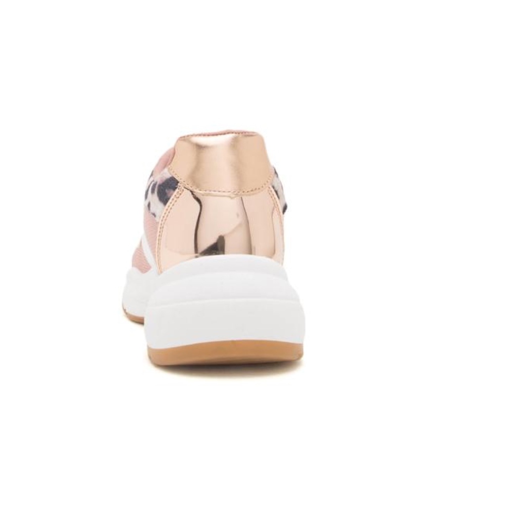 "BADDIE" Sneaker - Picture 5 of 8
